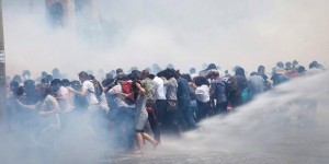 turkey-tear-gas 10.09.13 (1)