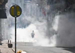 istanbul_teargas1